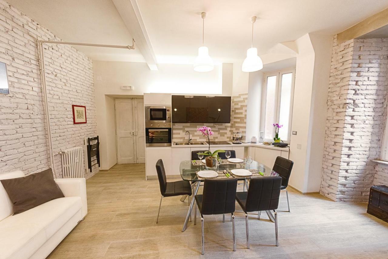 Modern Apartment Near Colosseum Rom Exterior foto
