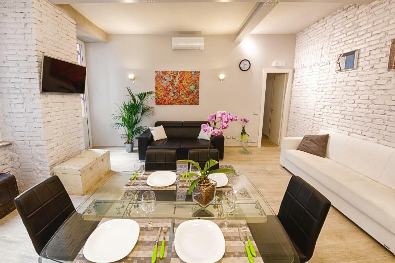 Modern Apartment Near Colosseum Rom Exterior foto