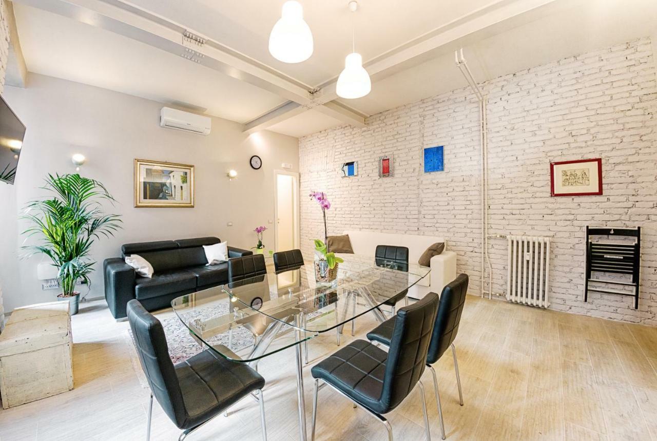 Modern Apartment Near Colosseum Rom Exterior foto